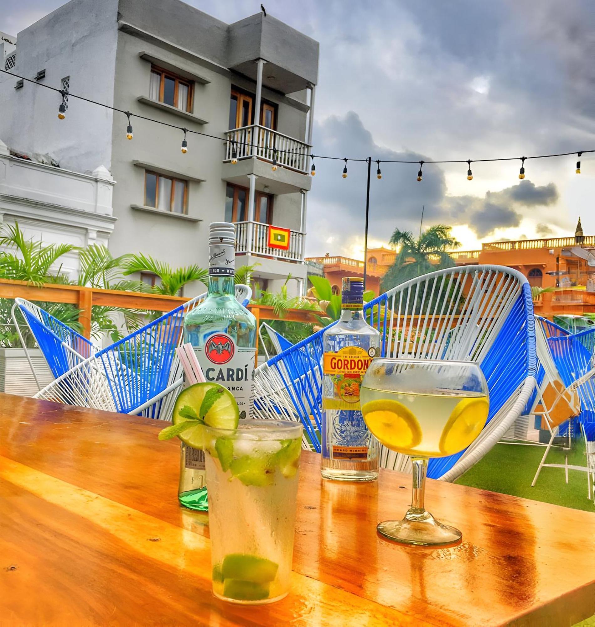 Seven Nights Hostel Cartagena Exterior photo